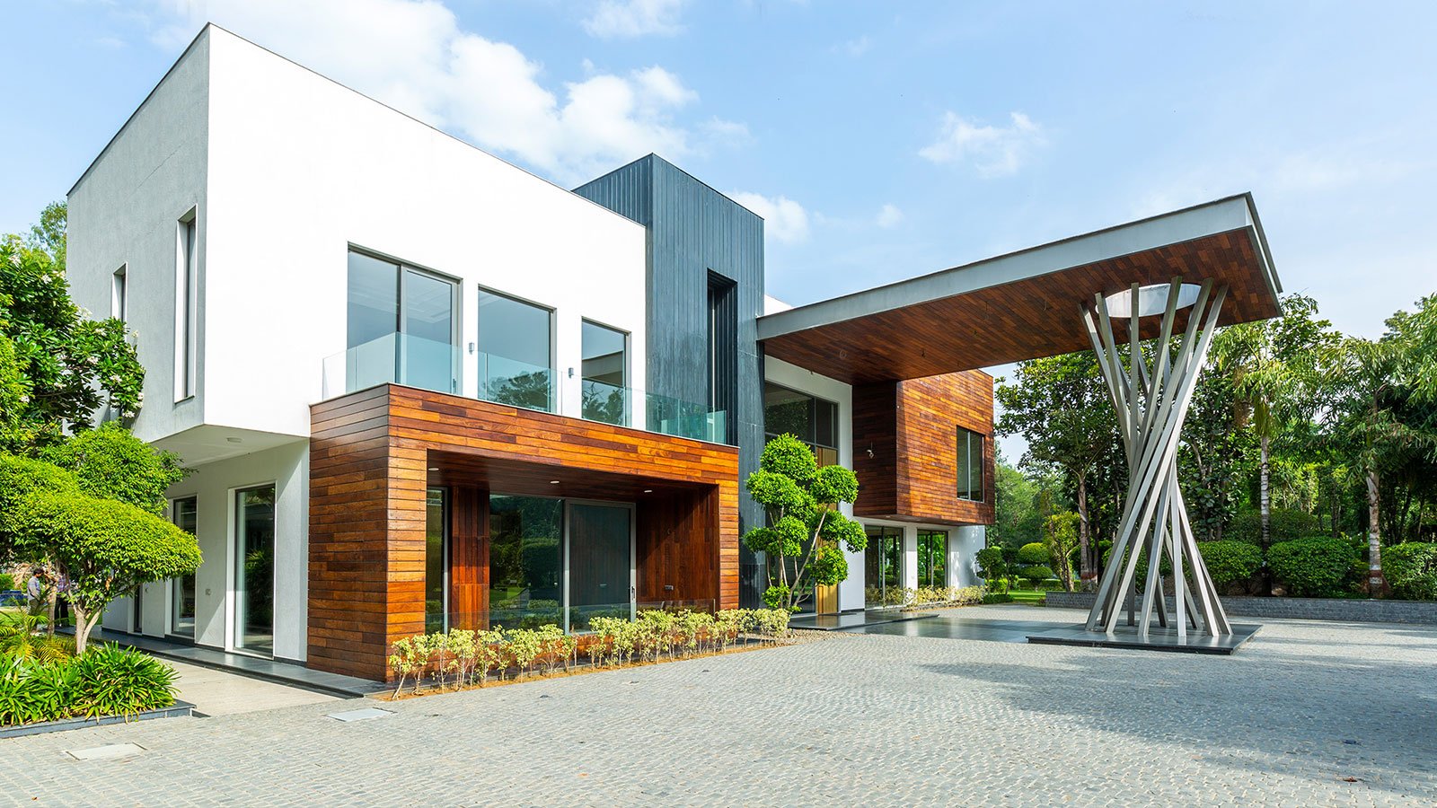 Redefining Luxury Home Construction